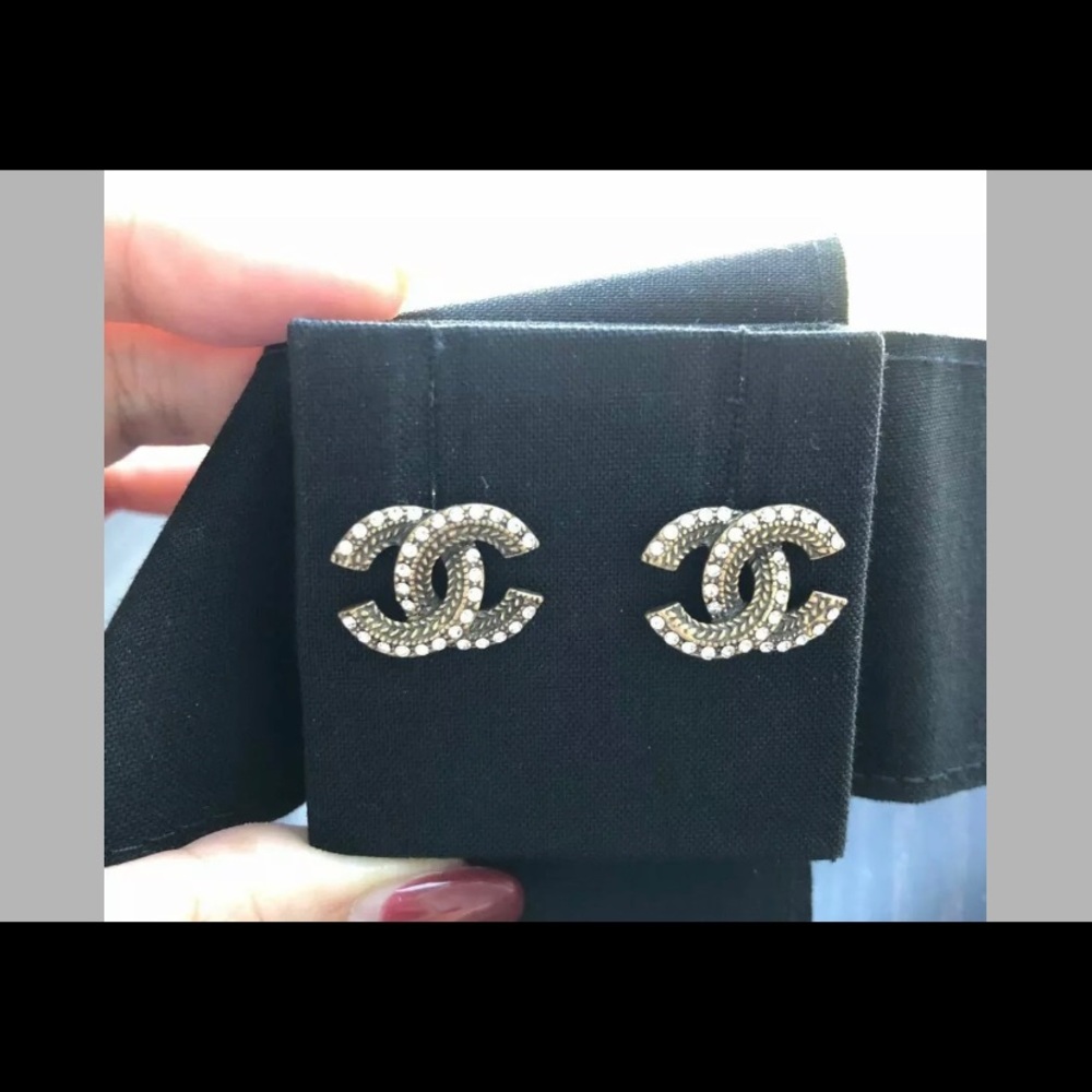 Authentic Chanel earrings w/ original bag and box